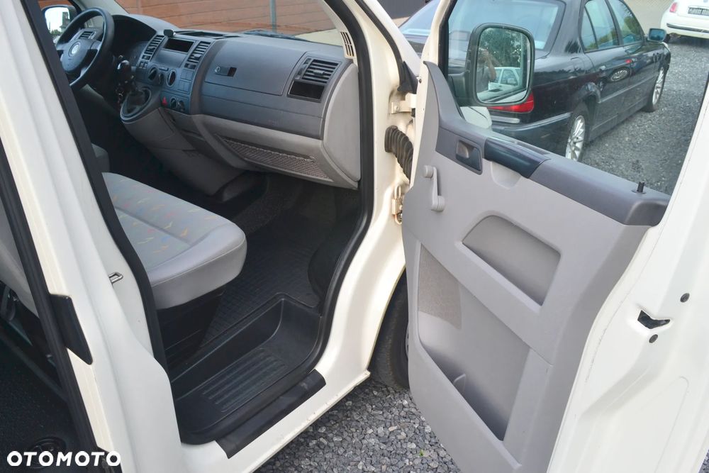 Volkswagen Transporter - 14
