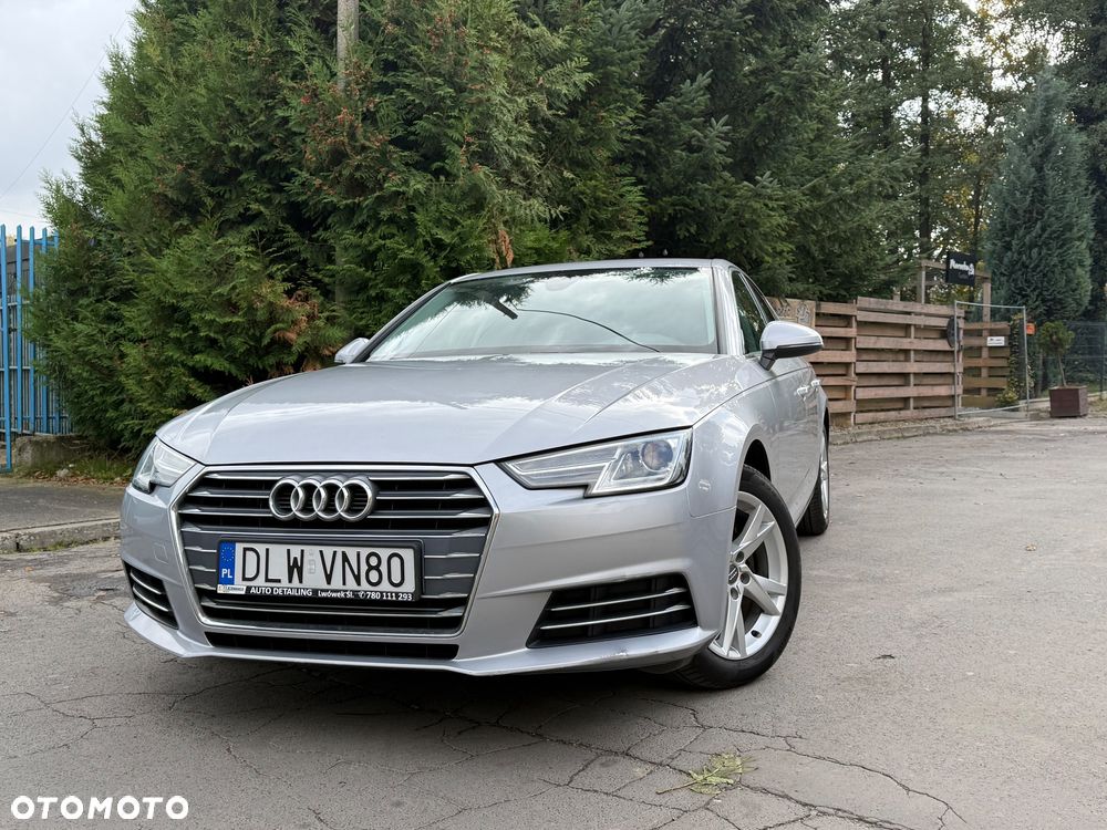 Audi A4 Limousine