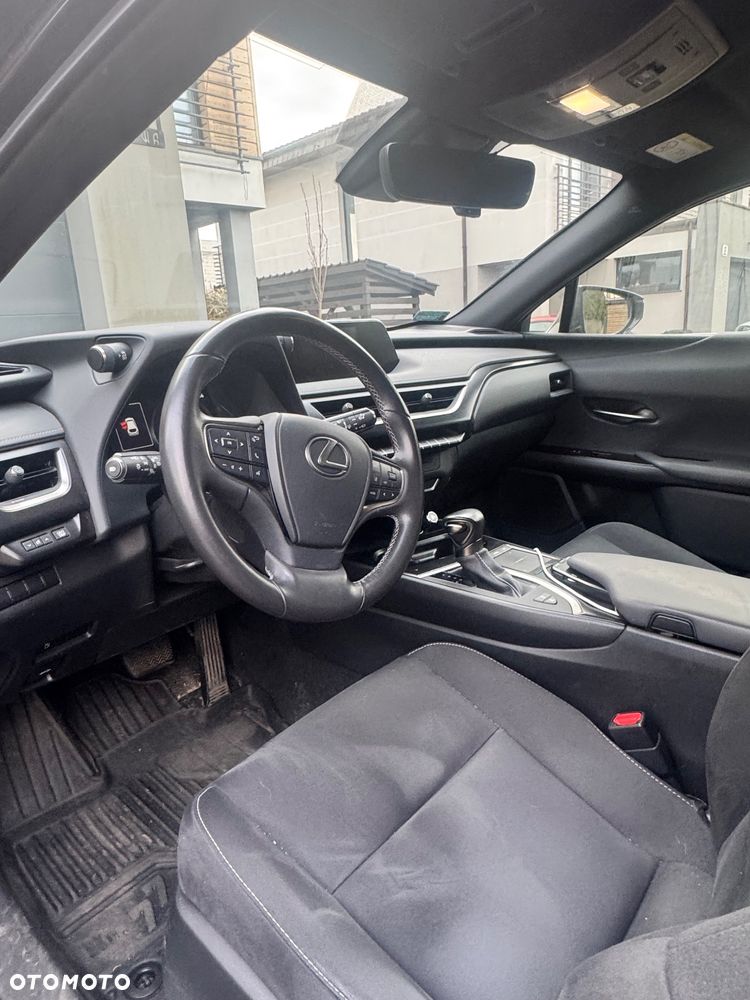 Lexus UX 200 GPF Business 2WD - 6