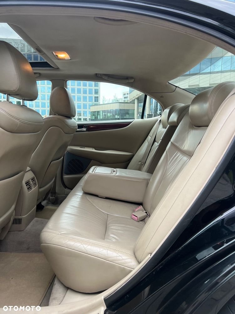 Lexus ES - 20