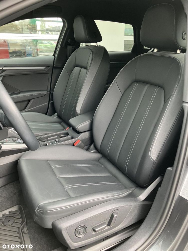 Audi A3 Sportback - 11