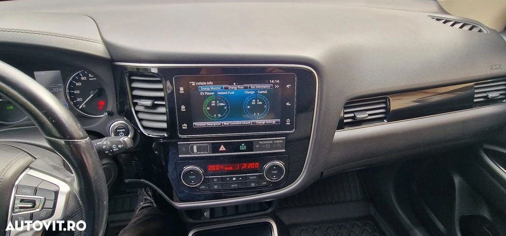 Mitsubishi Outlander 2.4 4WD Plug-In Hybrid Diamant - 8