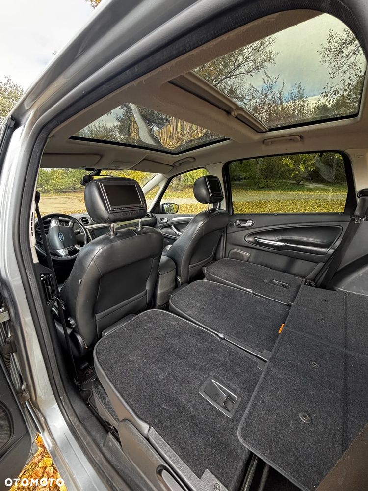 Ford S-Max 2.3 Titanium - 28