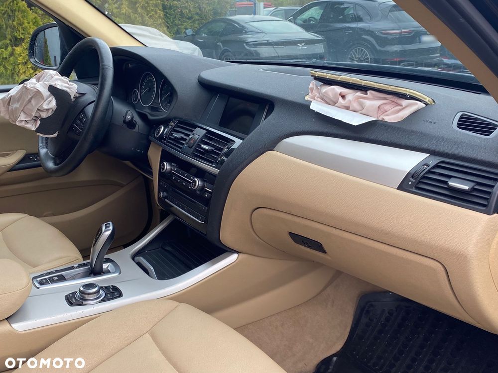 BMW X3 xDrive20i xLine - 17