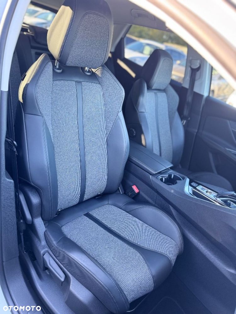 Peugeot 3008 - 29