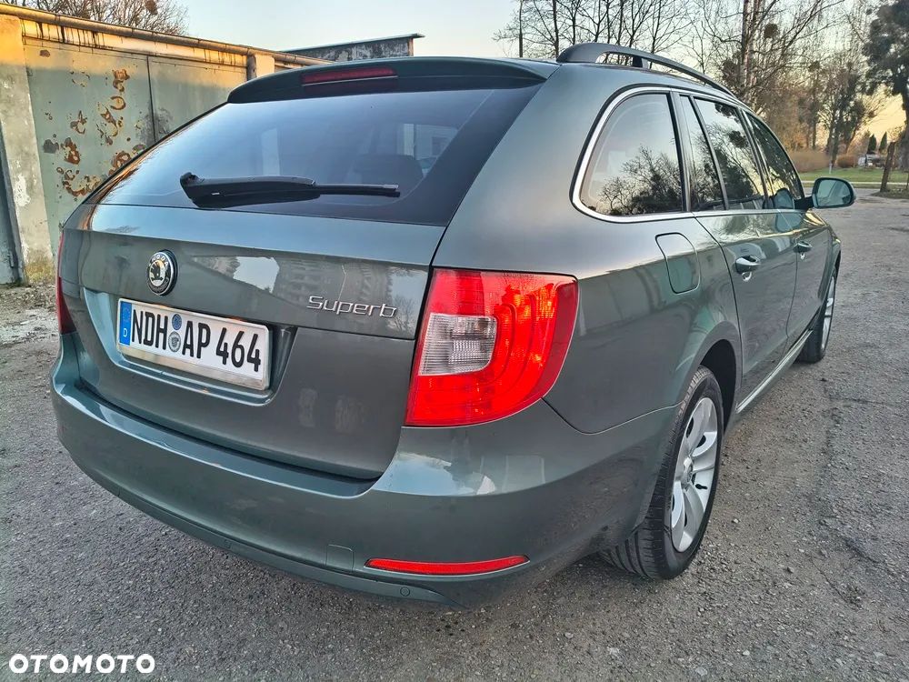 Skoda Superb 2.0 TDI PD Comfort - 13