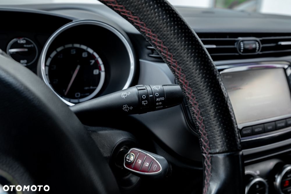 Alfa Romeo Giulietta 1.4 TB MultiAir Sprint TCT - 34