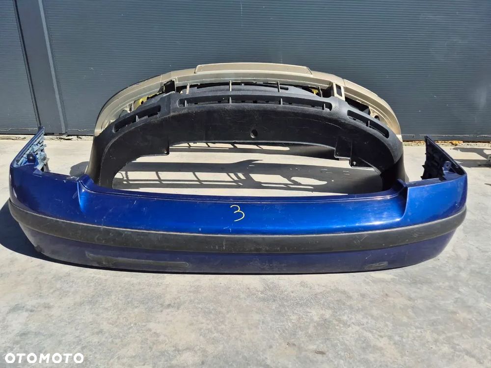 ORYGINALNY ZDERZAK  TYLNI ZDERZAK  PASSAT B5 - 25