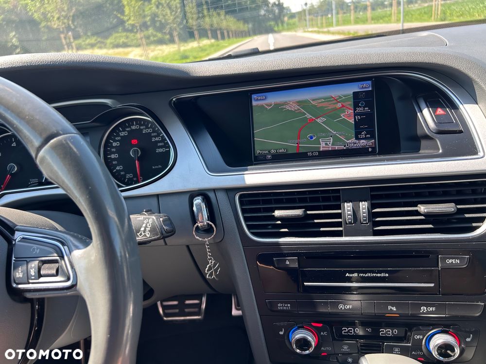 Audi A4 Avant 2.0 TDI clean diesel Quattro S tronic - 36