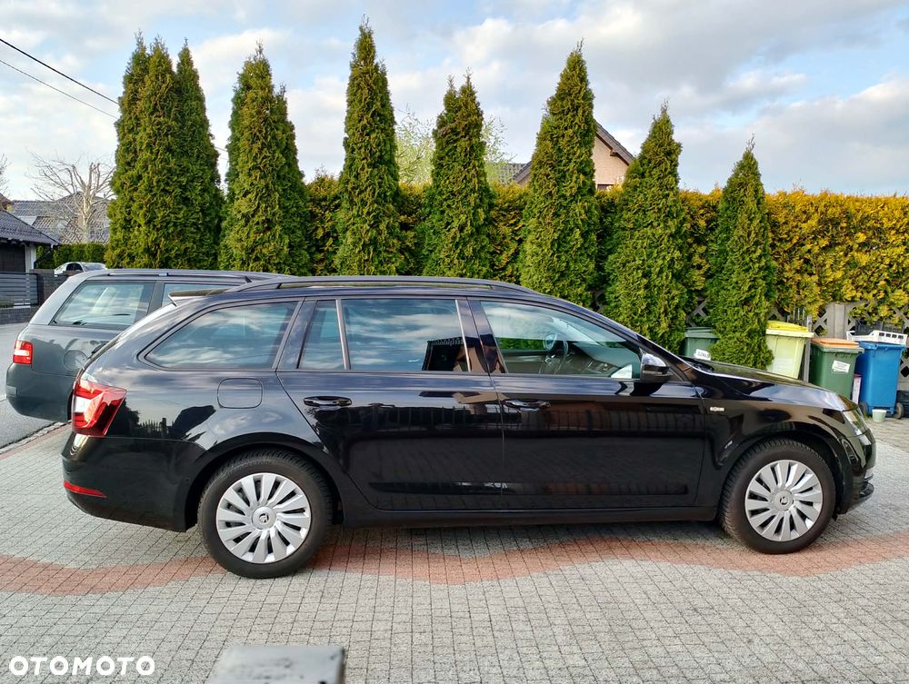 Skoda Octavia 2.0 TDI DSG Soleil - 2