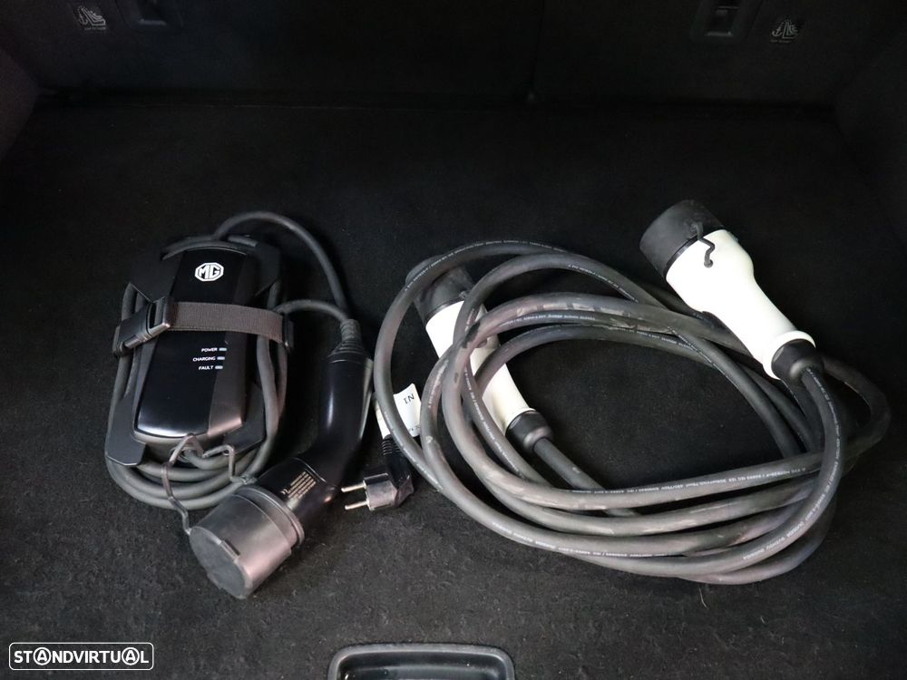MG EHS 1.5 T-GDI Plug-in Hybrid Luxury - 7