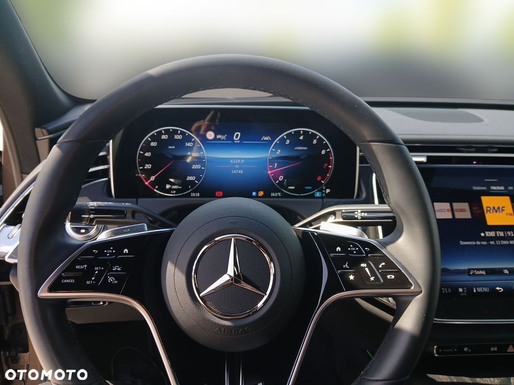 Mercedes-Benz Klasa E 200 4Matic 9G-TRONIC Edition AVANTGARDE - 11
