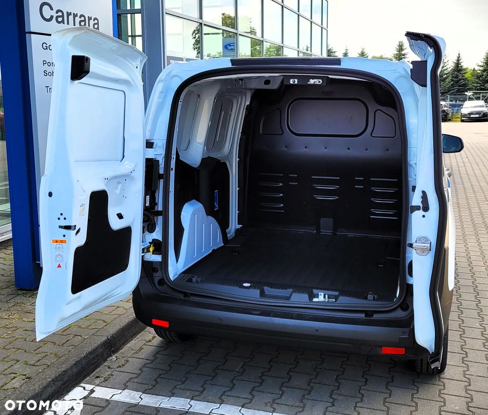 Ford Transit Courier - 8