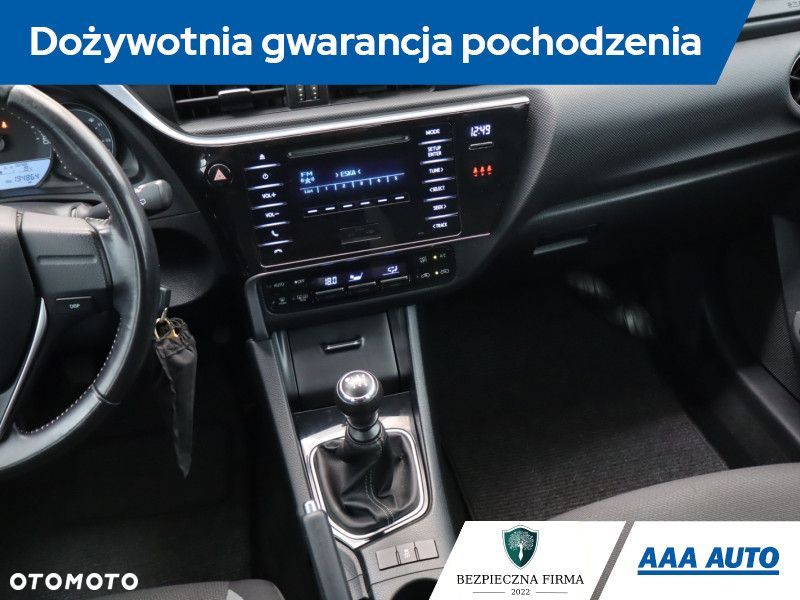 Toyota Auris - 10