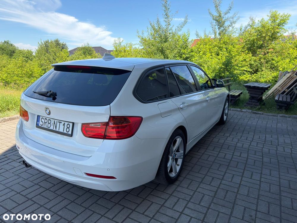 BMW Seria 3 325d - 6