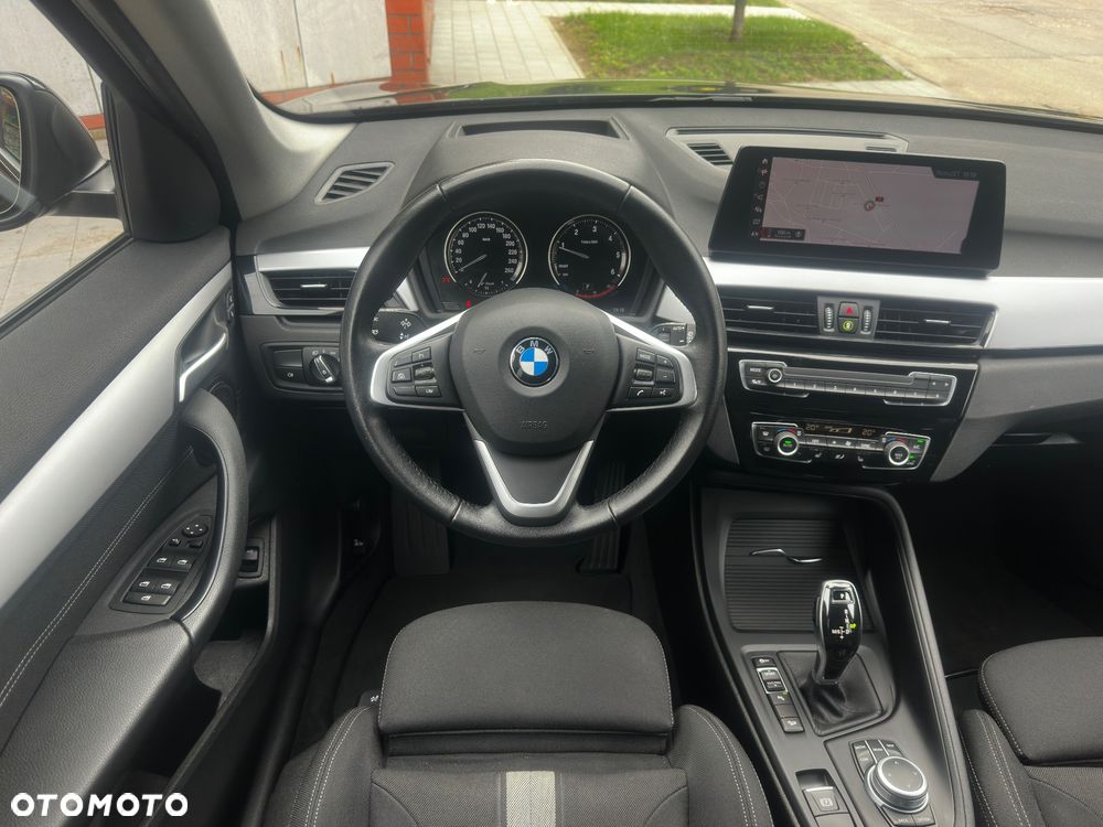 BMW X1 xDrive18d Sport Line - 15
