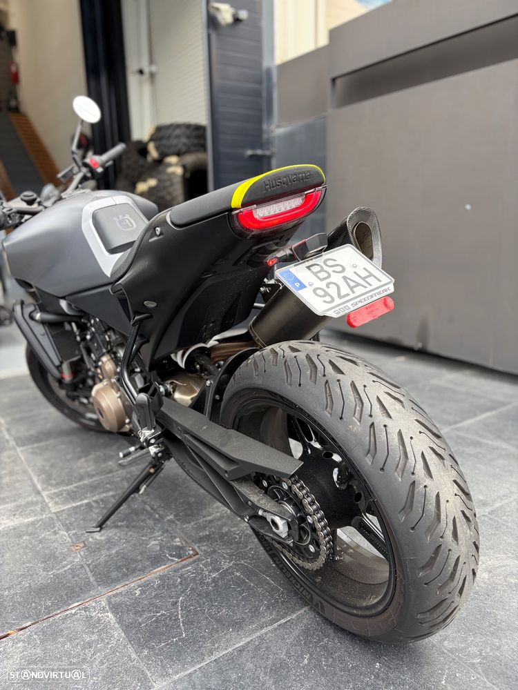 Husqvarna Vitpilen 701 - 3
