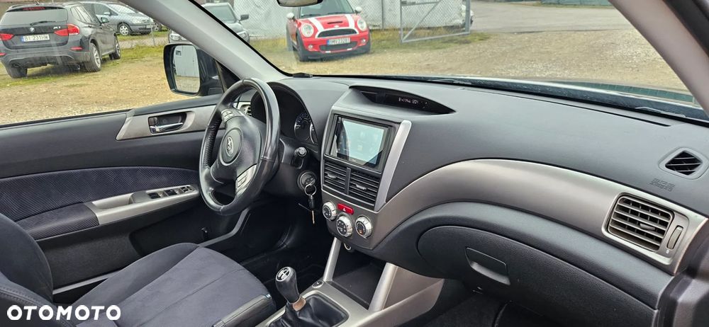 Subaru Forester 2.0X Exclusive - 26