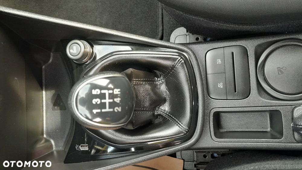 Ford Fiesta - 15