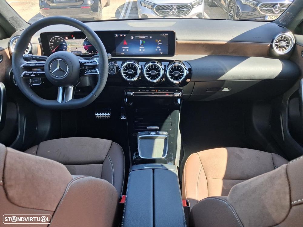 Mercedes-Benz A 180 d - 18