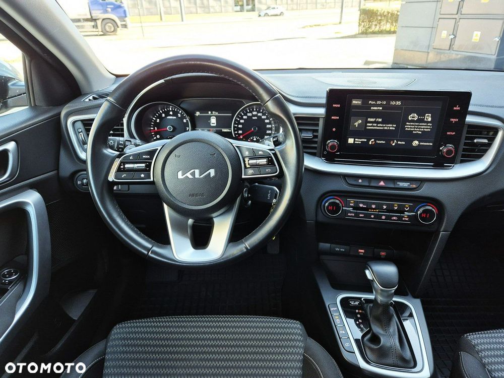 Kia Ceed 1.5 T-GDI M DCT - 29