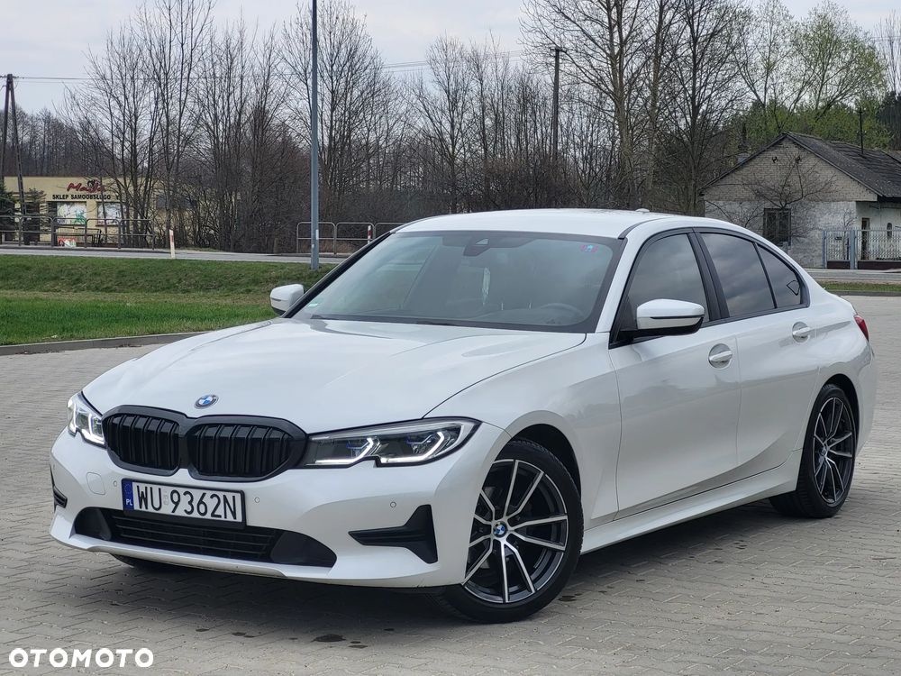 BMW Seria 3 318d Sport Line - 8