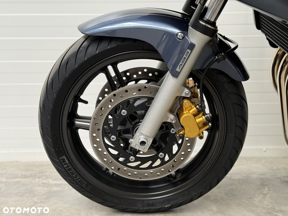 Honda CBF - 24