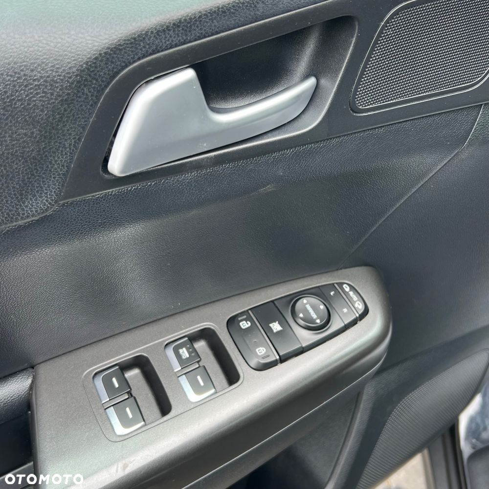 Kia Sportage 1.6 GDI Business Line L 2WD - 21