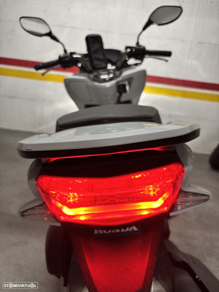 Honda PCX125 - 4