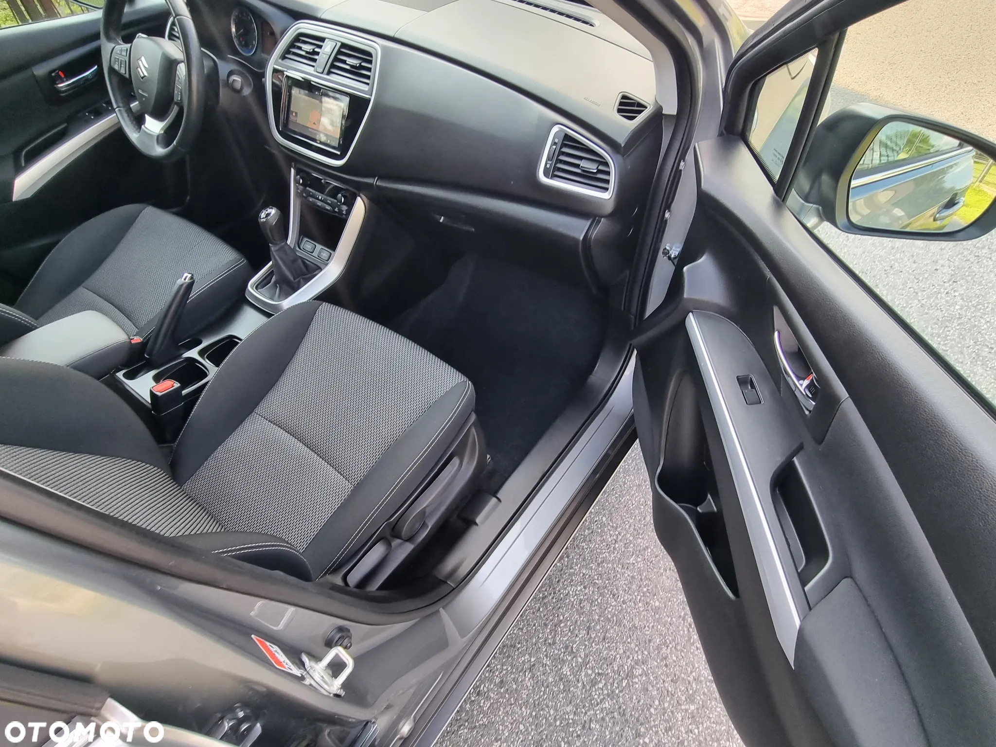 Suzuki SX4 S-Cross 1.6 VVT 4x2 limited+ - 35