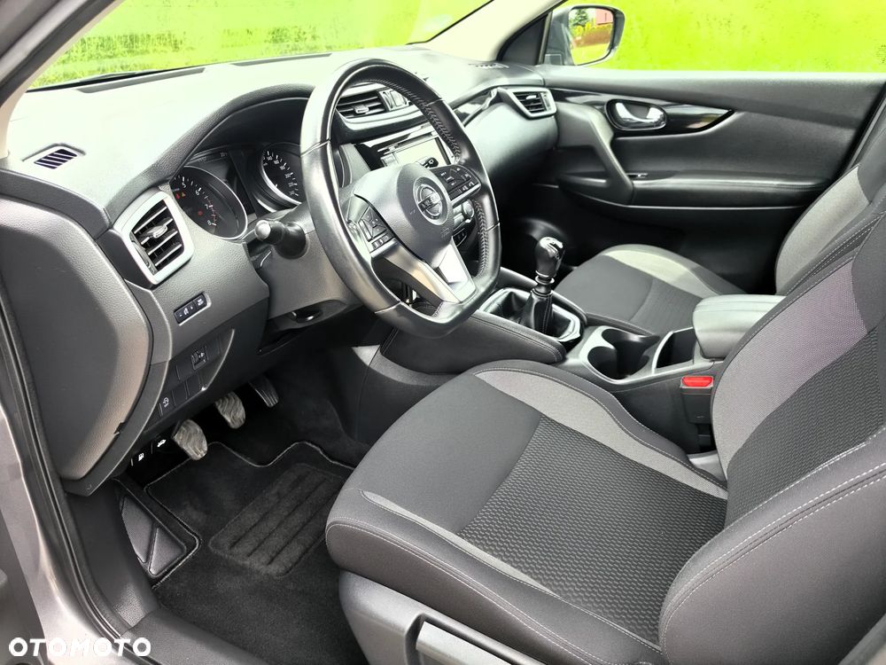 Nissan Qashqai 1.3 DIG-T N-Connecta - 18