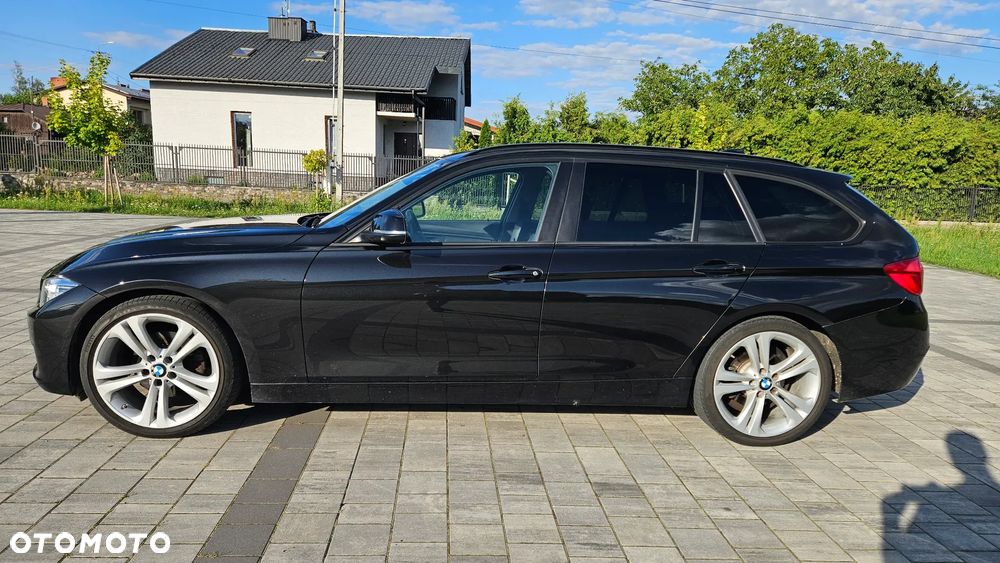 BMW Seria 3 320d Touring Edition M Sport Shadow - 4