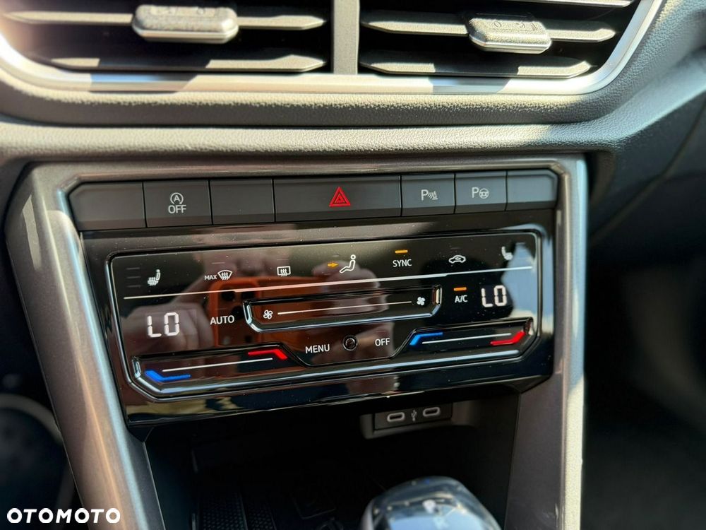 Volkswagen T-Roc - 28