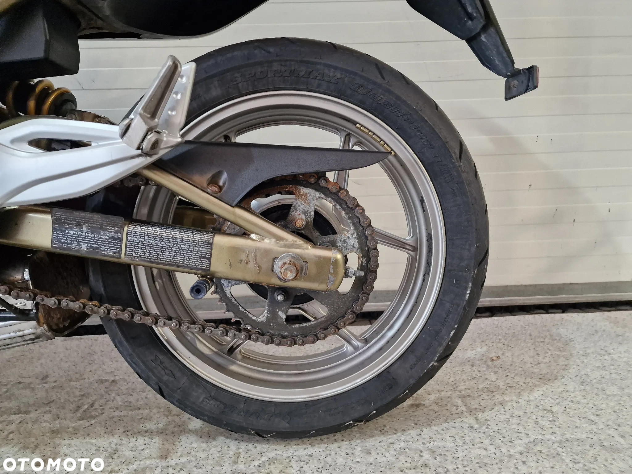 Kawasaki ER - 9