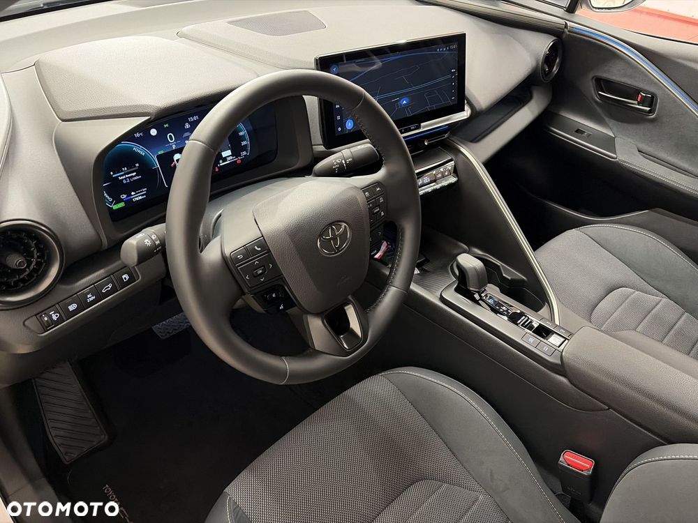 Toyota C-HR - 11