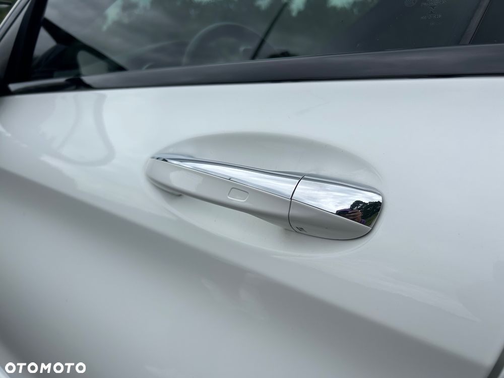 Mercedes-Benz Klasa C 300 7G-TRONIC AMG Line - 20
