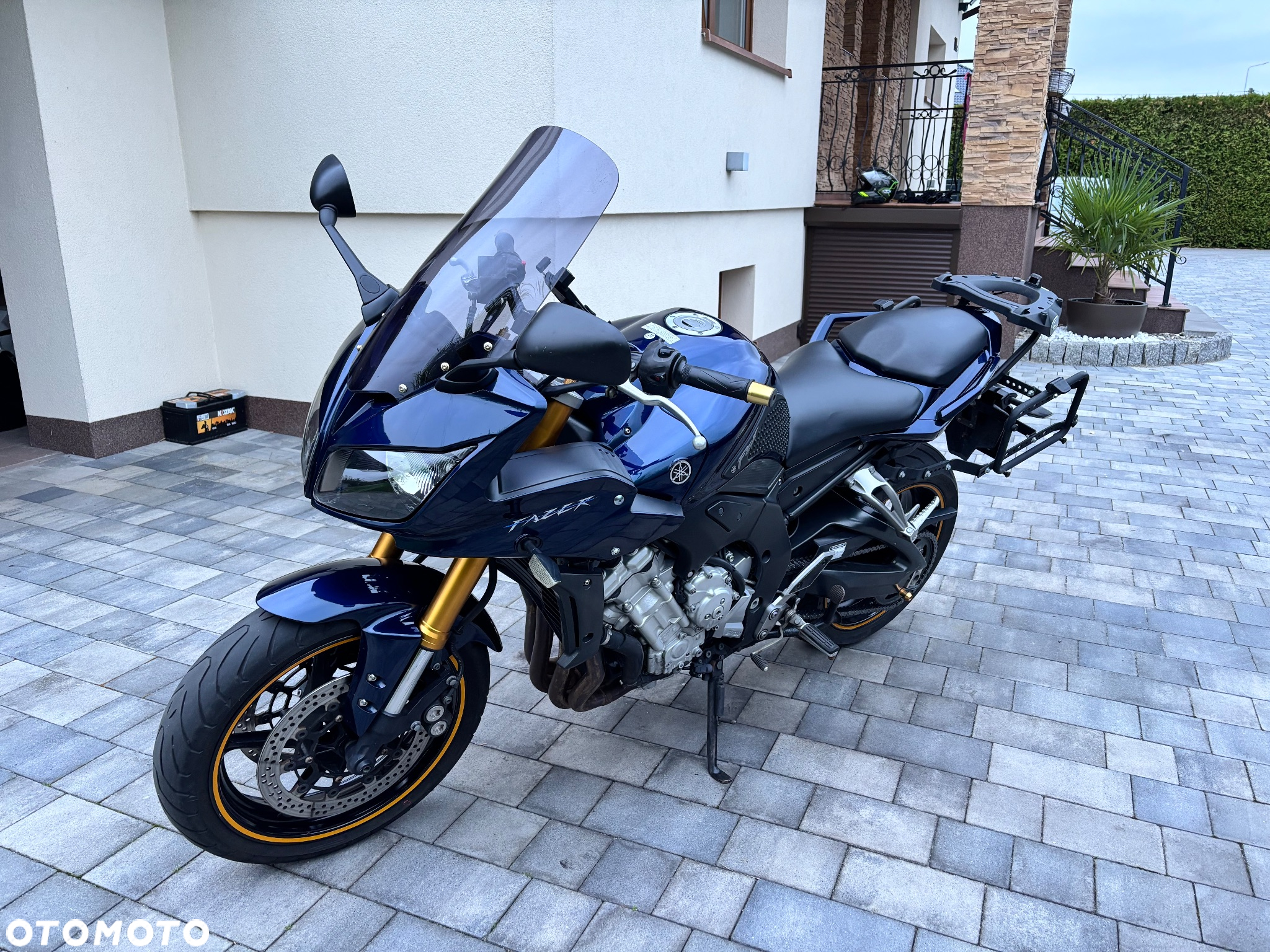 Yamaha FZ - 4
