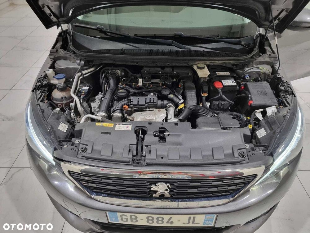 Peugeot 308 - 18