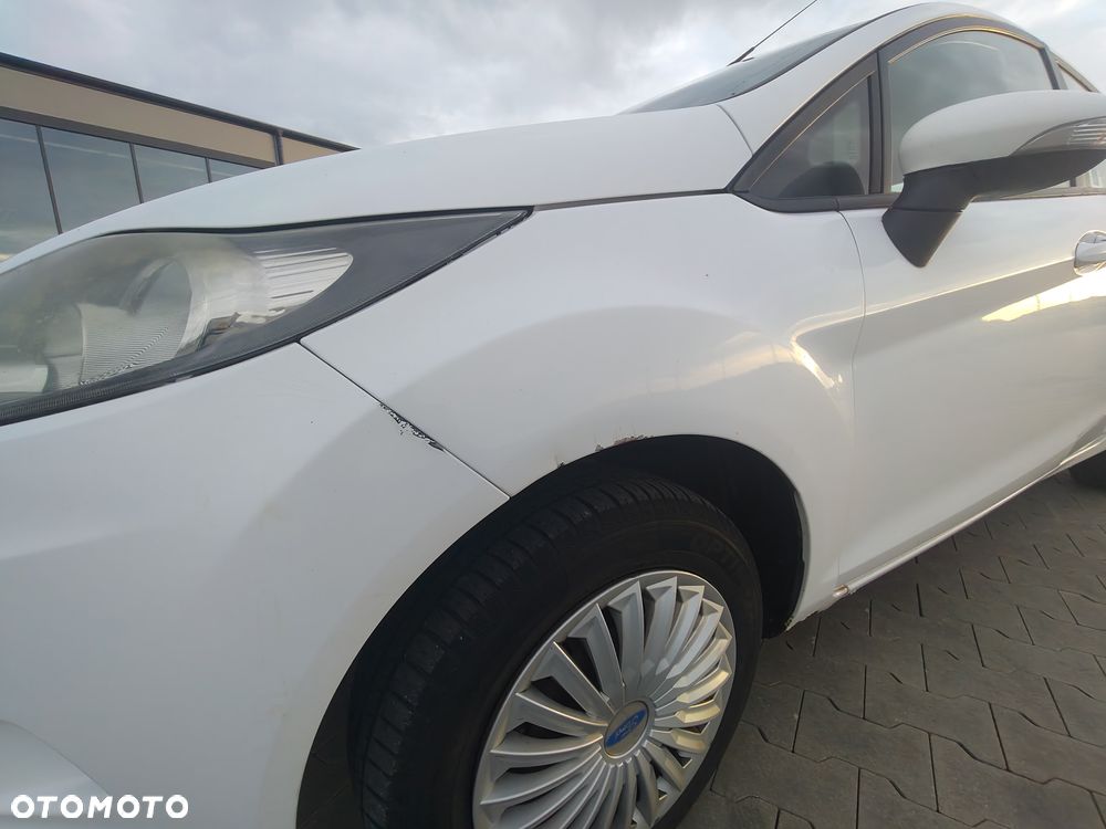 Ford Fiesta 1.4 TDCi Ambiente - 21