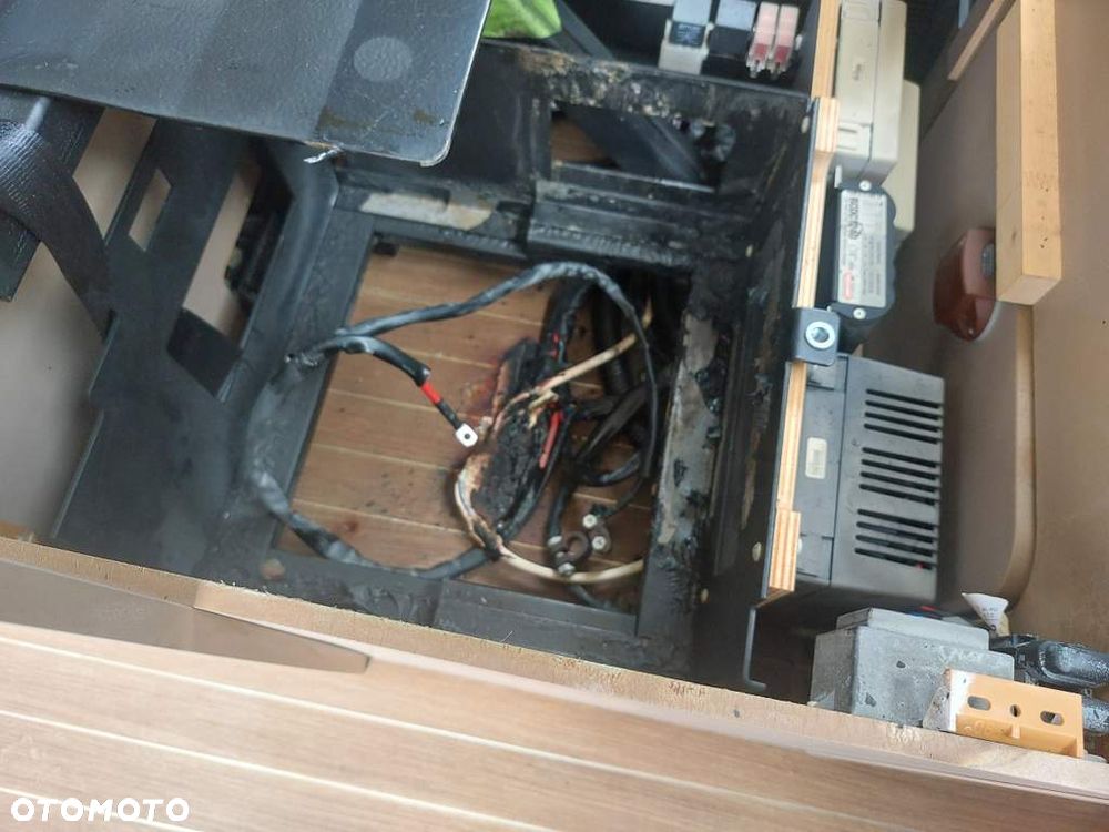 Renault Master AHORN Black Edition - 36