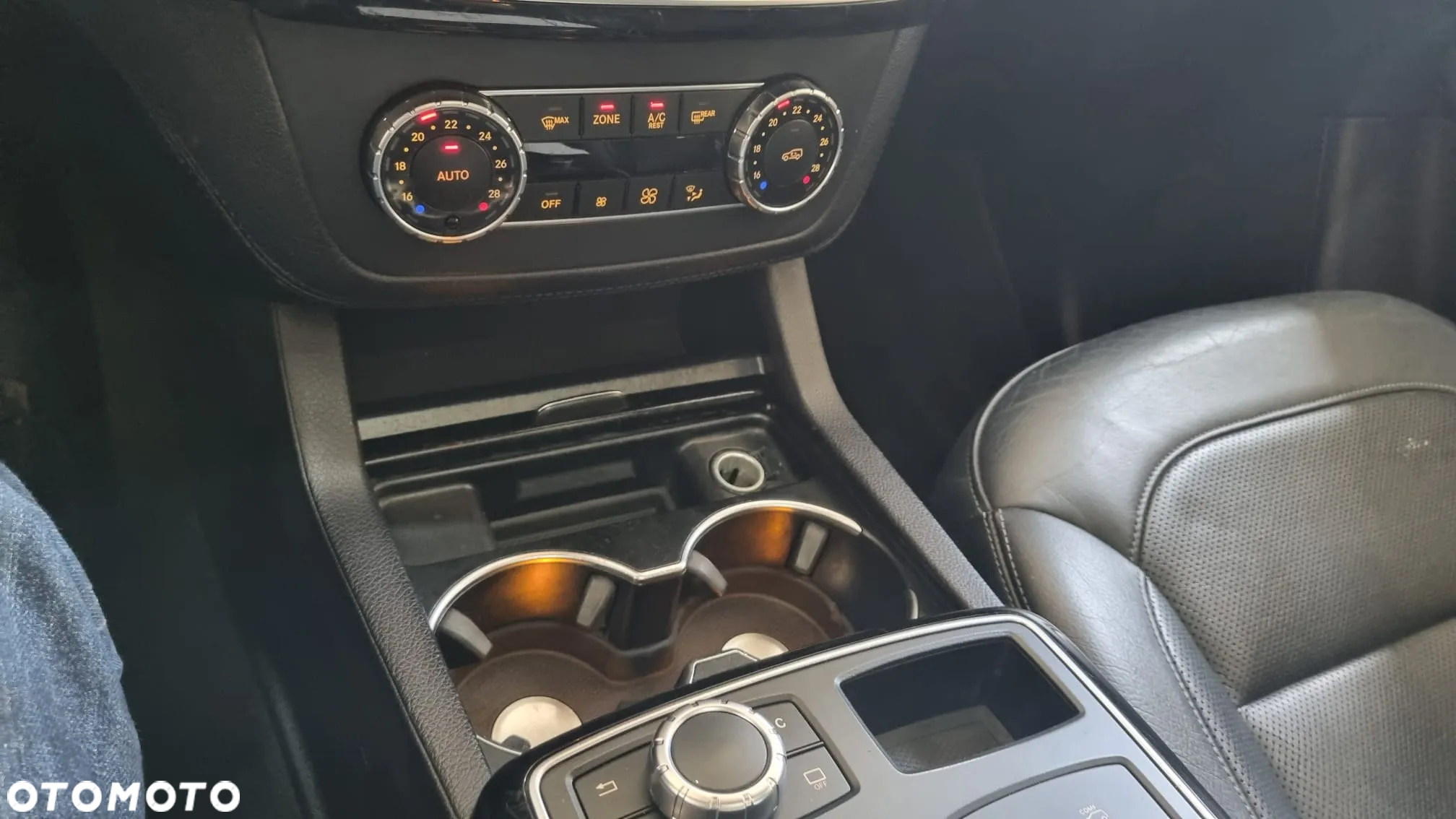 Mercedes-Benz GLE 350 d 4-Matic - 17