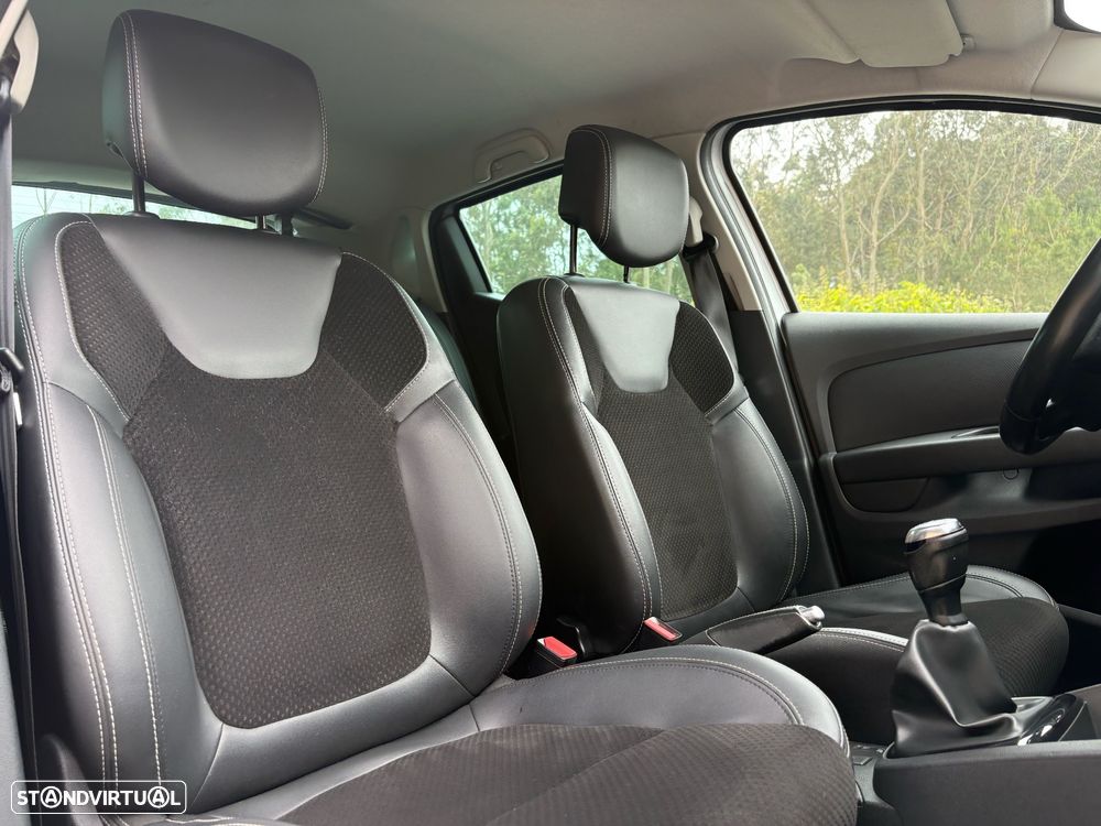 Renault Clio 1.5 dCi Limited EDition - 5