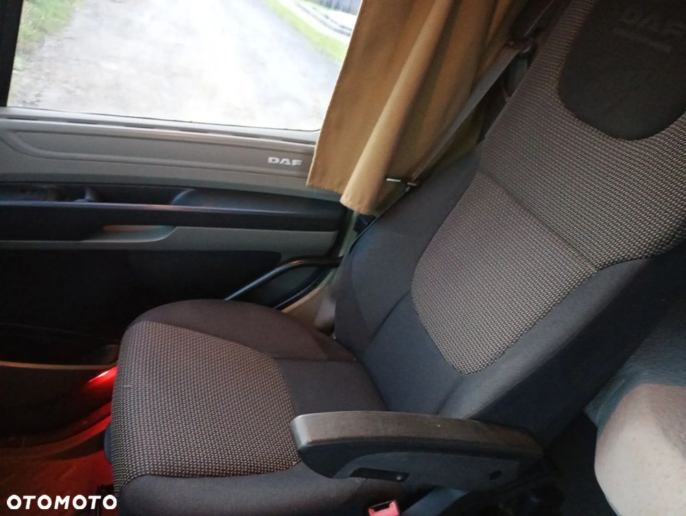 DAF CF85.410 - 23