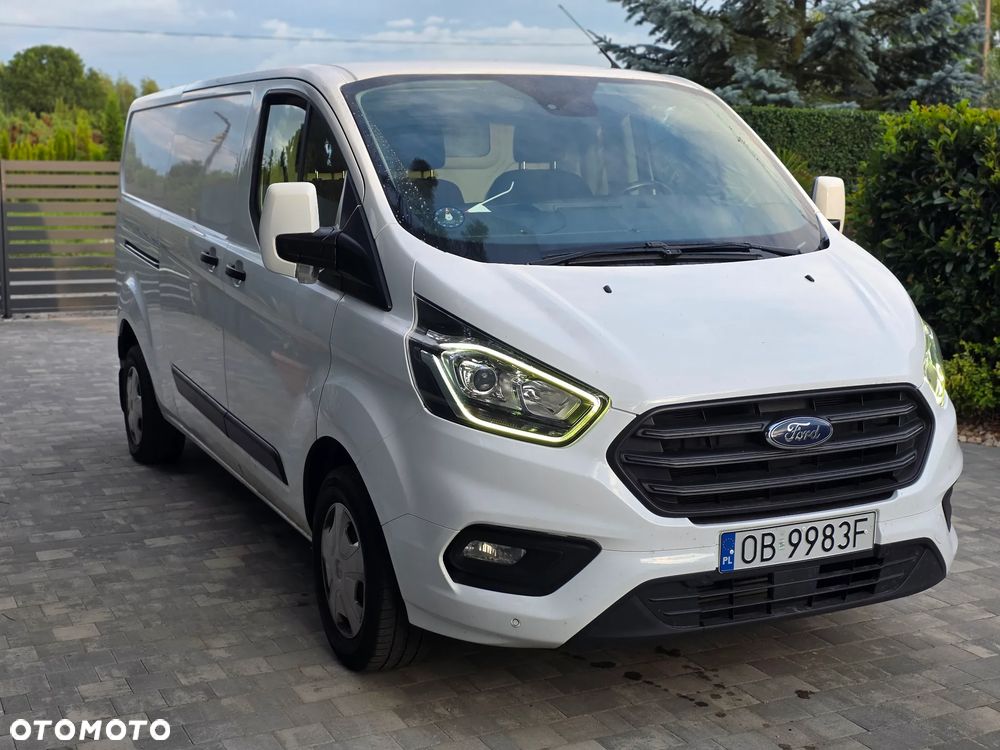 Ford TRANSIT CUSTOM - 1
