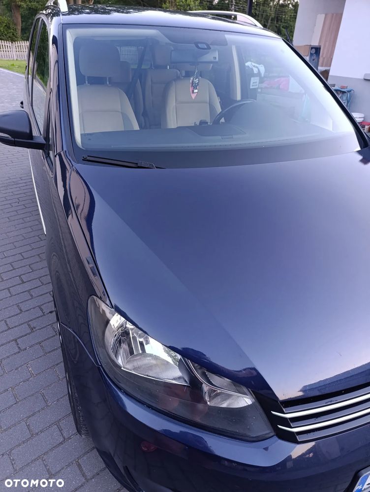 Volkswagen Touran 2.0 TDI DPF Highline DSG - 12