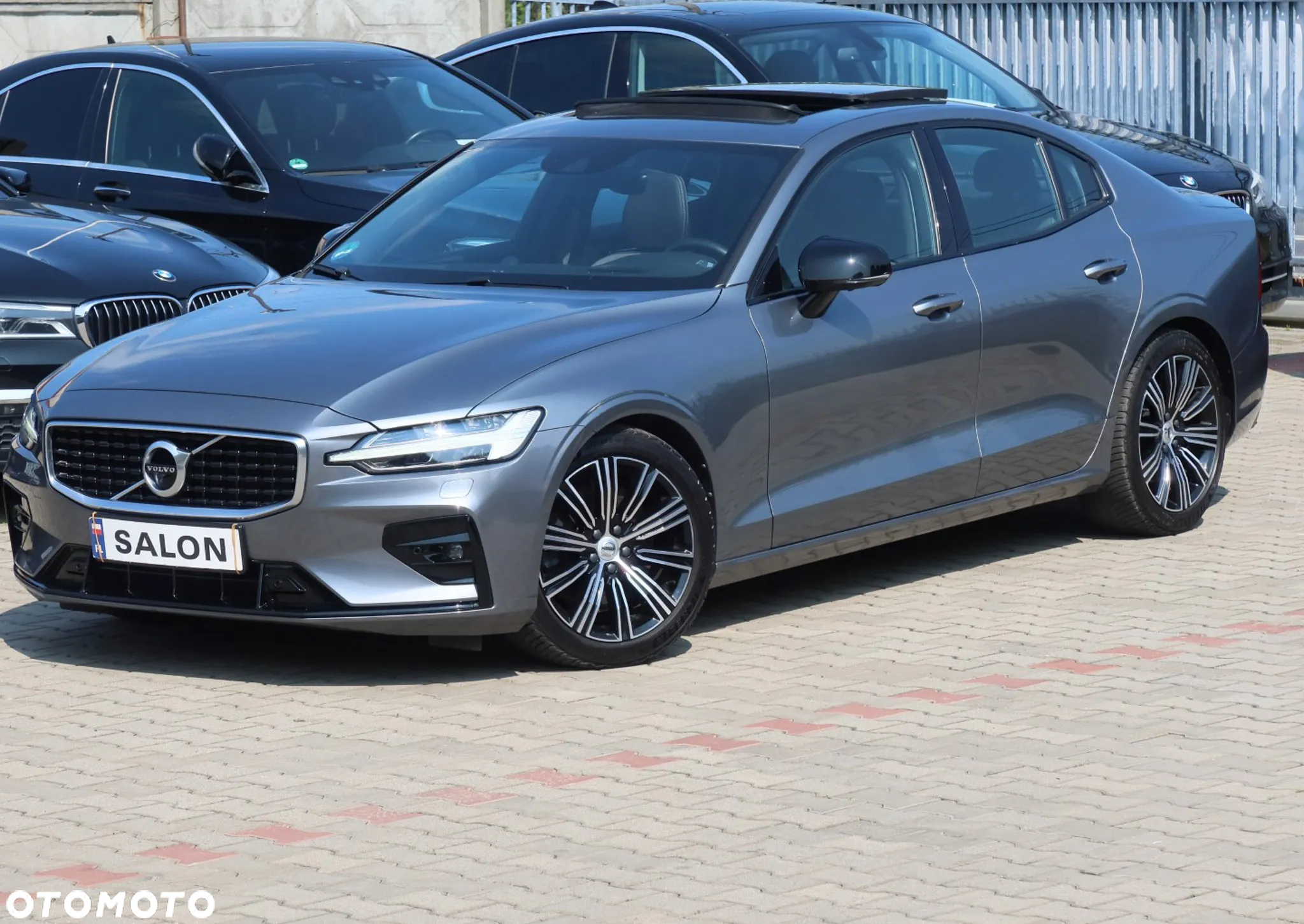 Volvo S60 T5 R-Design - 31