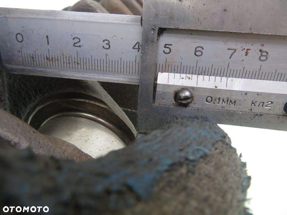 WAŁ KORBOWY ALFA ROMEO 159 1.9 JTDM - 2