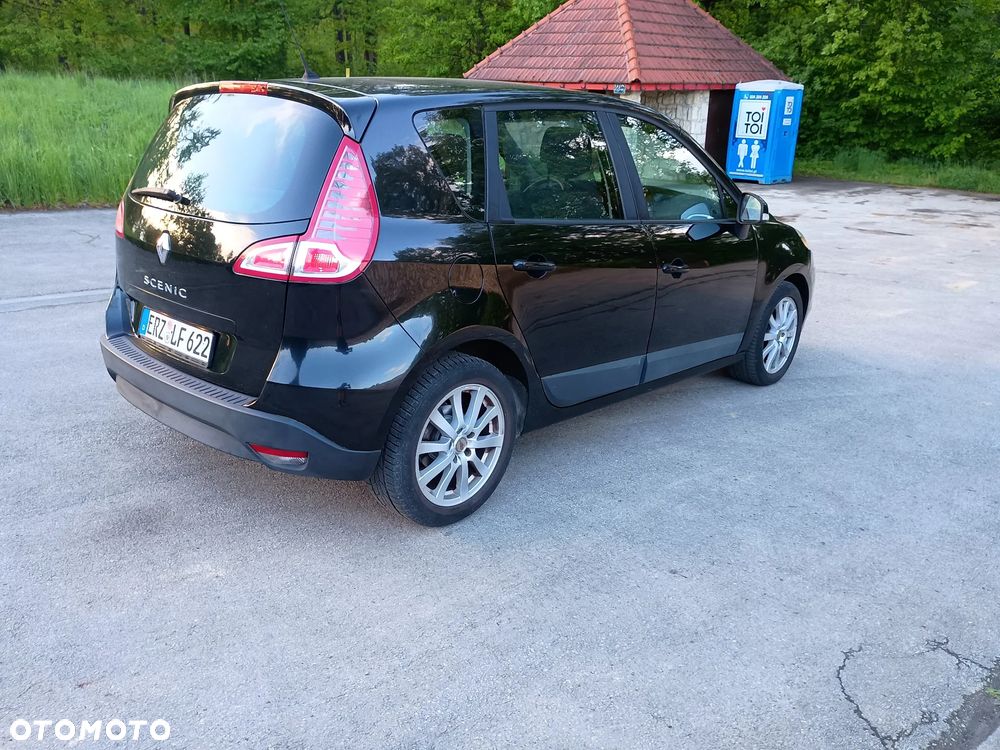 Renault Scenic 1.6 16V 110 Expression - 10