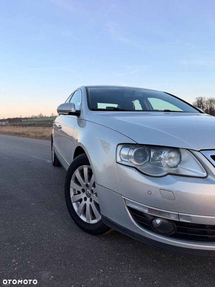 Volkswagen Passat 1.8 TSI Comfortline - 3