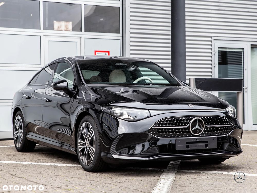 Mercedes-Benz CLA 200 mHEV 8G-DCT - 4